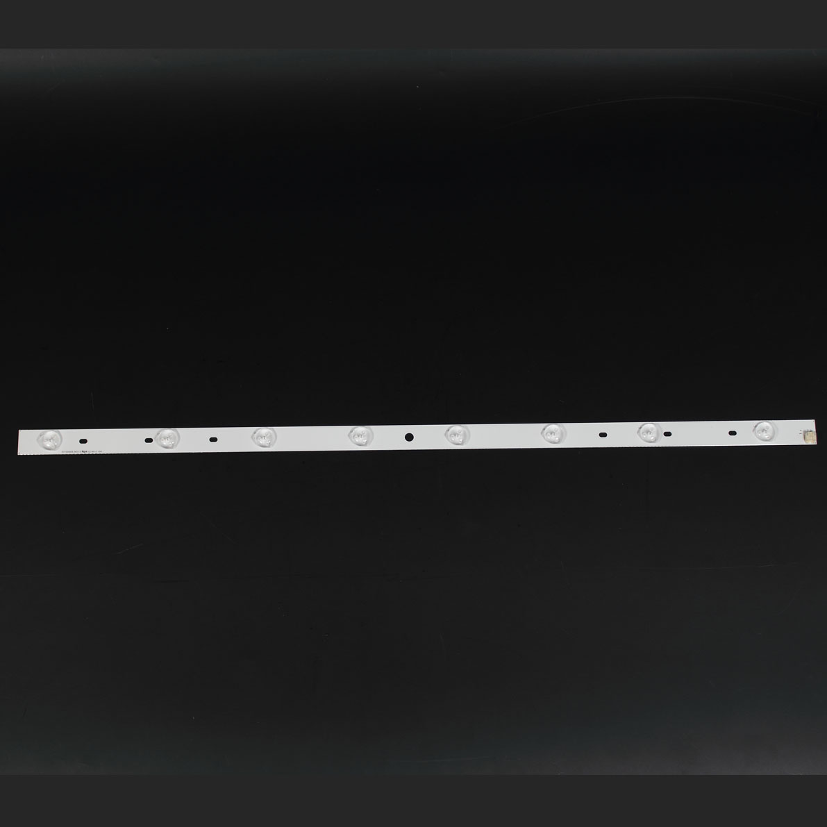 TOSHIBA 8 LED