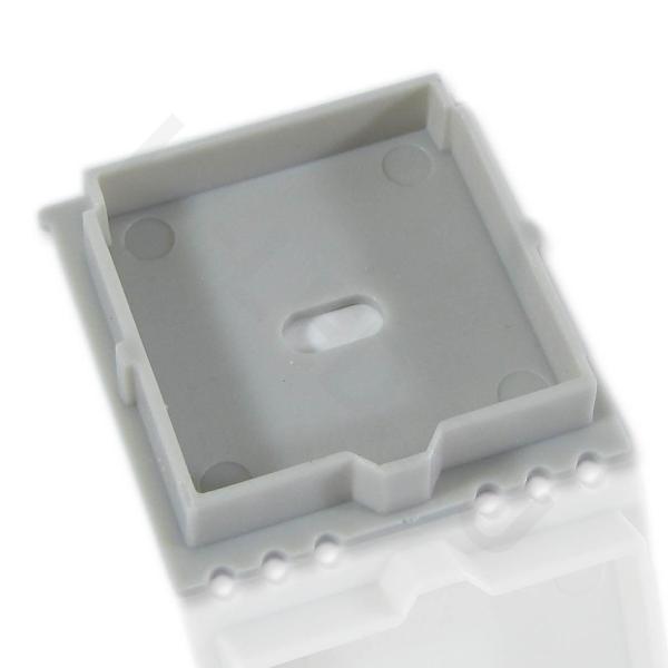 Заглушка с отверстием для профиля (046)