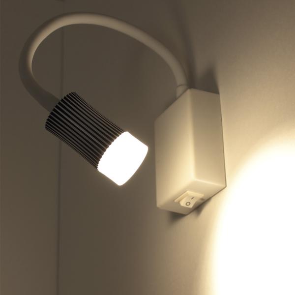 Светильник светодиодный прикроватный DH17 (220V, 5W, warm white, белый c черным корпус) Светильник светодиодный прикроватный DH17 (220V, 5W, warm white, белый c черным корпус)
