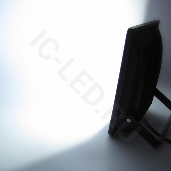 Светодиодный прожектор V47 (50W, 220V, white)