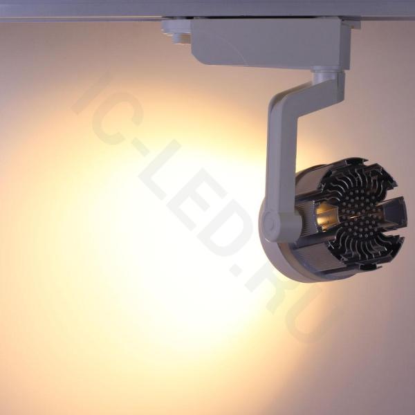 Светодиодный светильник трековый JH-GD002 2L PX58 (20W, 220V, 15-60deg, warm white) Светодиодный светильник трековый JH-GD002 2L PX58 (20W, 220V, 15-60deg, warm white)