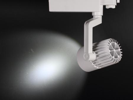 Светодиодный светильник трековый GDD-147 4L 4L24 (20W, white)