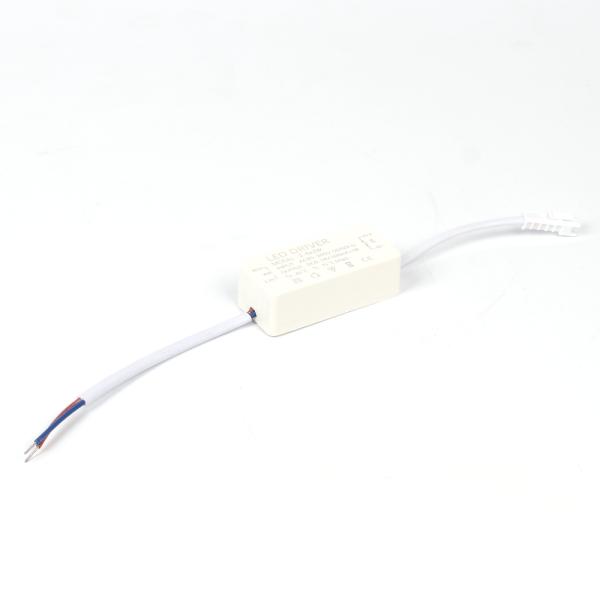 Светодиодный драйвер  2-5x2W LD31 (220V, 6-18V, 10W, 500mA)