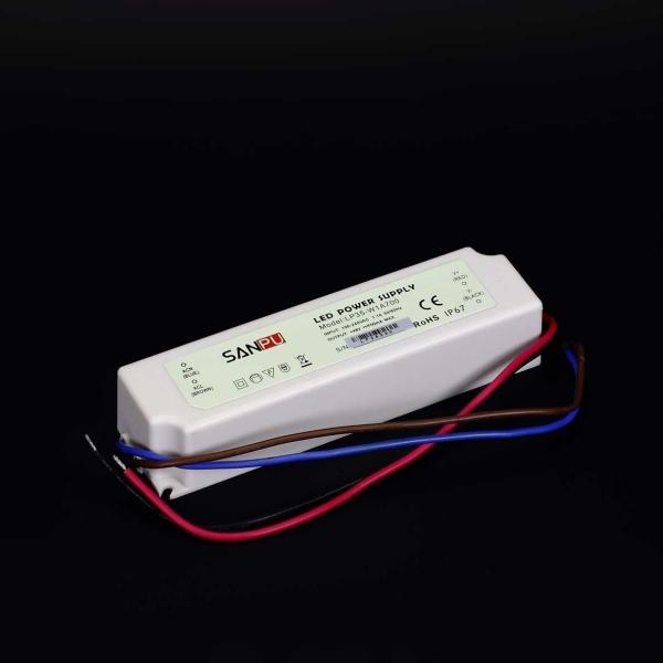 Светодиодный драйвер LP35-W1A700 LD5 (220V, 33W, 48Vmax, 700mA)